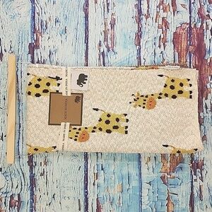 Made in India Giraffe cream blanket